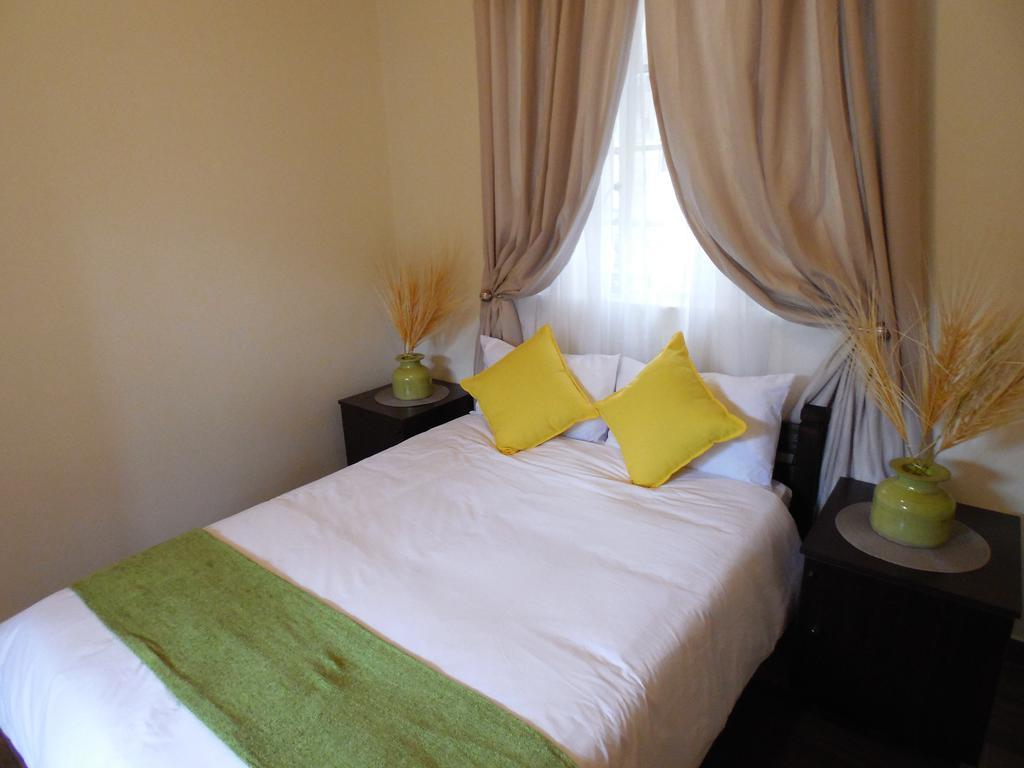 Urban Glamping Tranquil International Backpacking Village Saint Lucia Estuary Kamer foto