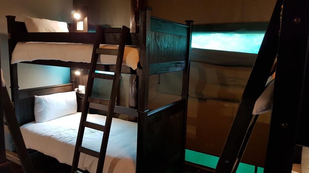 Urban Glamping Tranquil International Backpacking Village Saint Lucia Estuary Buitenkant foto