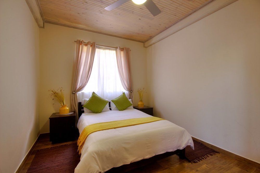 Urban Glamping Tranquil International Backpacking Village Saint Lucia Estuary Buitenkant foto