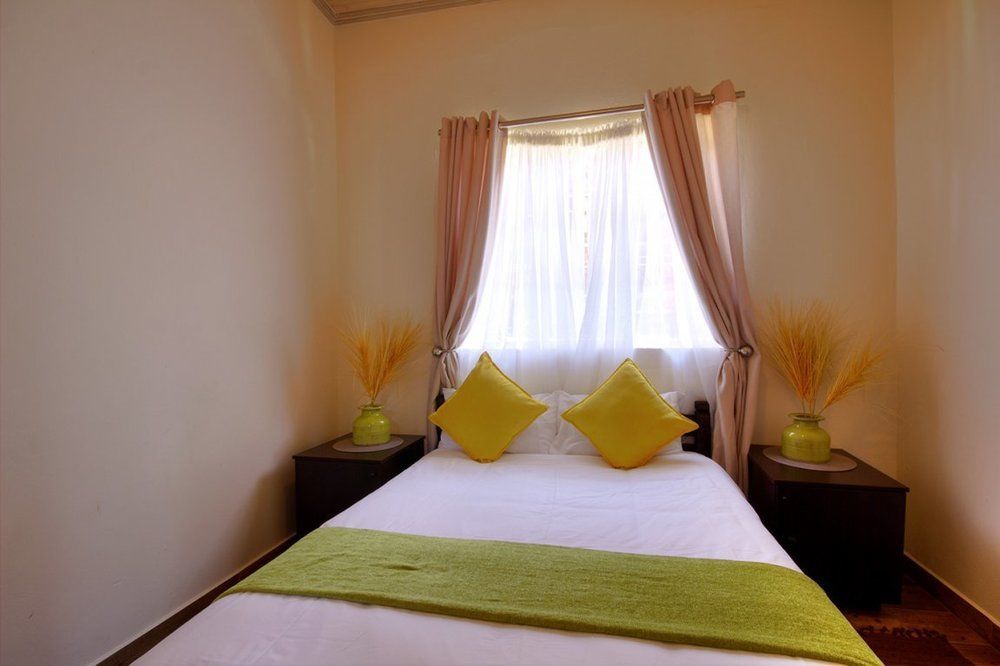 Urban Glamping Tranquil International Backpacking Village Saint Lucia Estuary Buitenkant foto